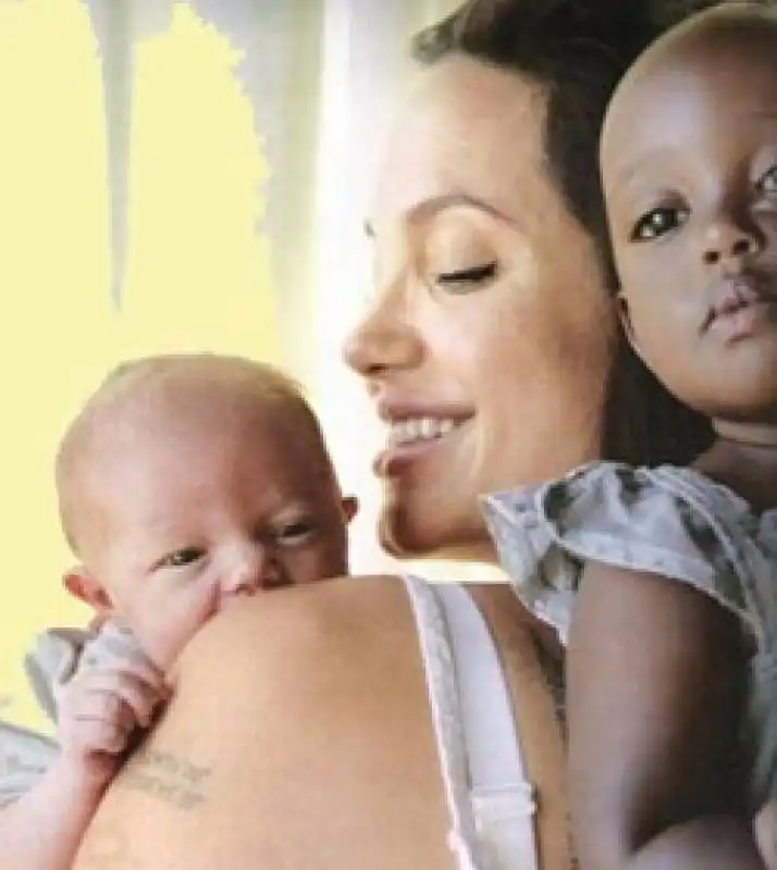 angelina jolie figli250