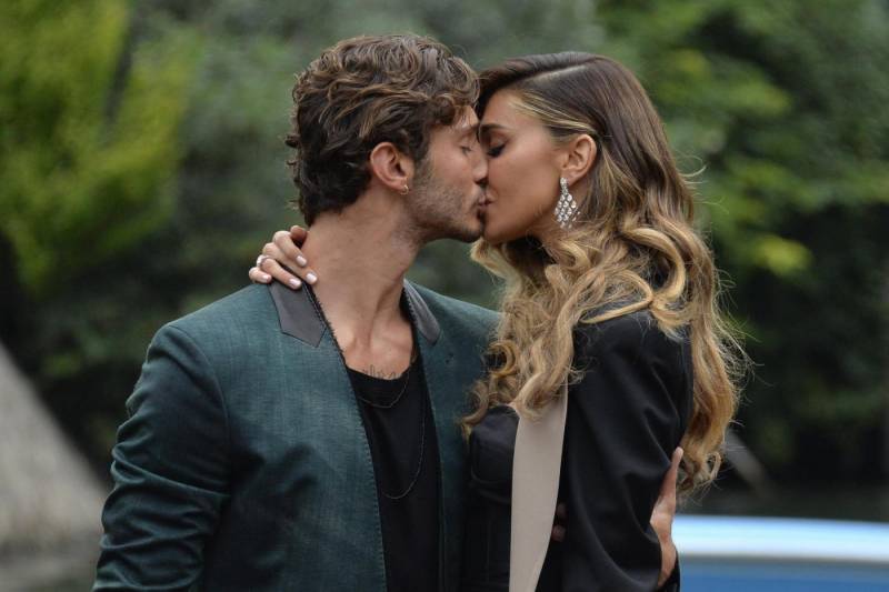 belen rodriguez e stefano de martino a venezia 4