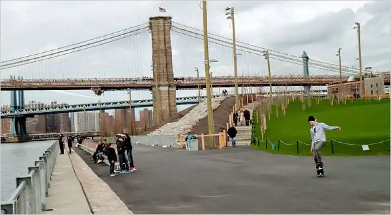 brooklyn bridge park 6