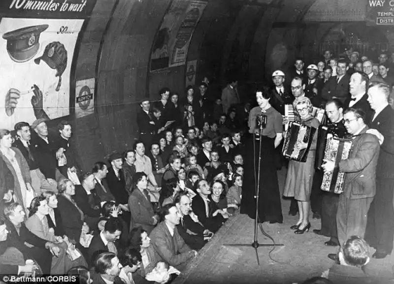 concerti sotto la metro londinese