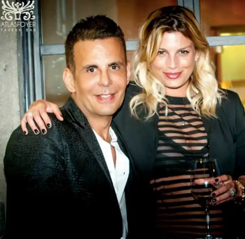 emma marrone e angelo dell'atalsfoyer