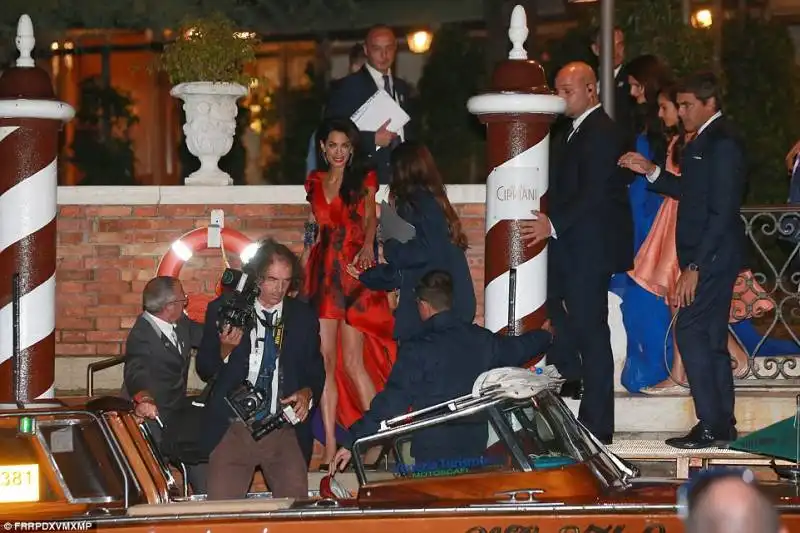 george clooney e amal alamuddin   vigilia delle nozze a venezia 36