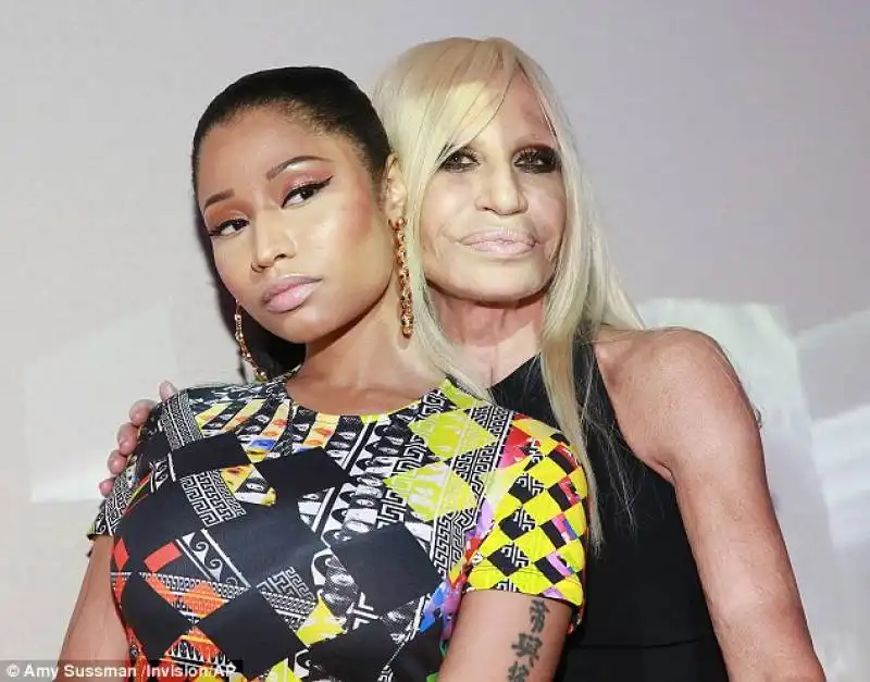 nicki minaj e donatella versace