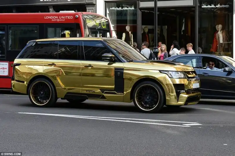 range rover d'oro