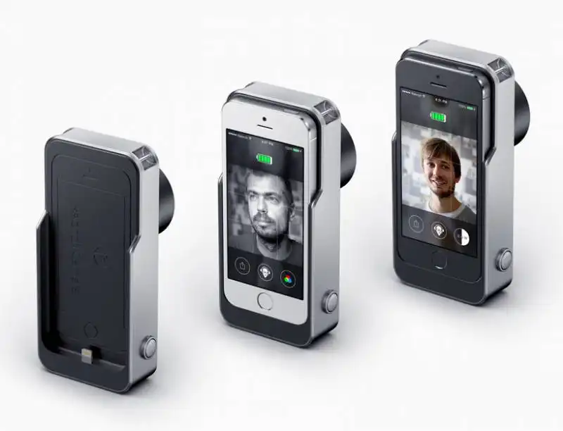 relonch camera iphone designboom05