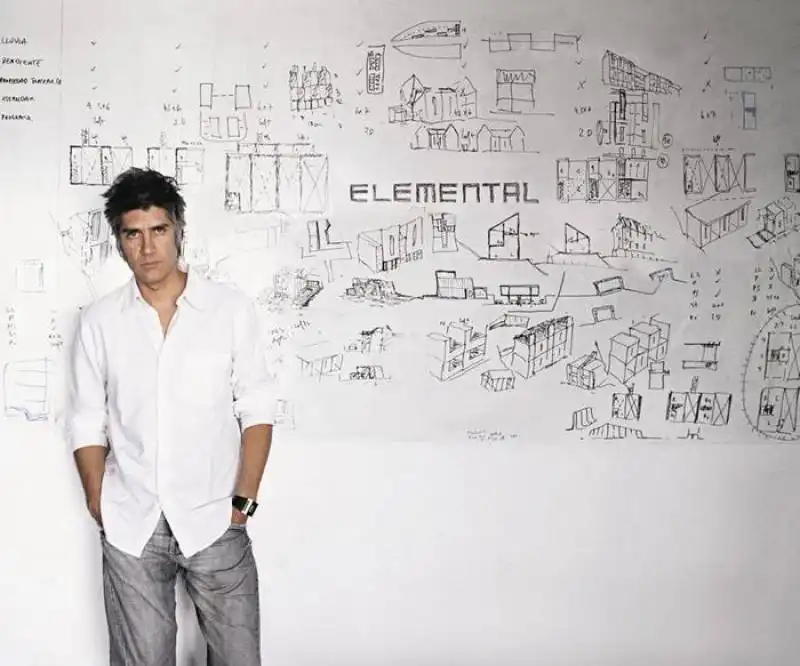 ARAVENA BIENNALE ARCHITETTURA 1