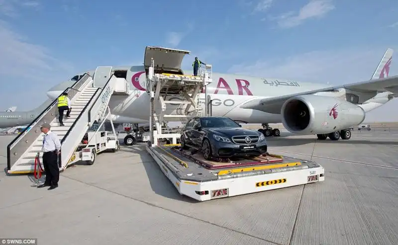 auto di lusso in arrivo dal qatar