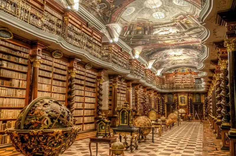 biblioteca klementinum   praga  1