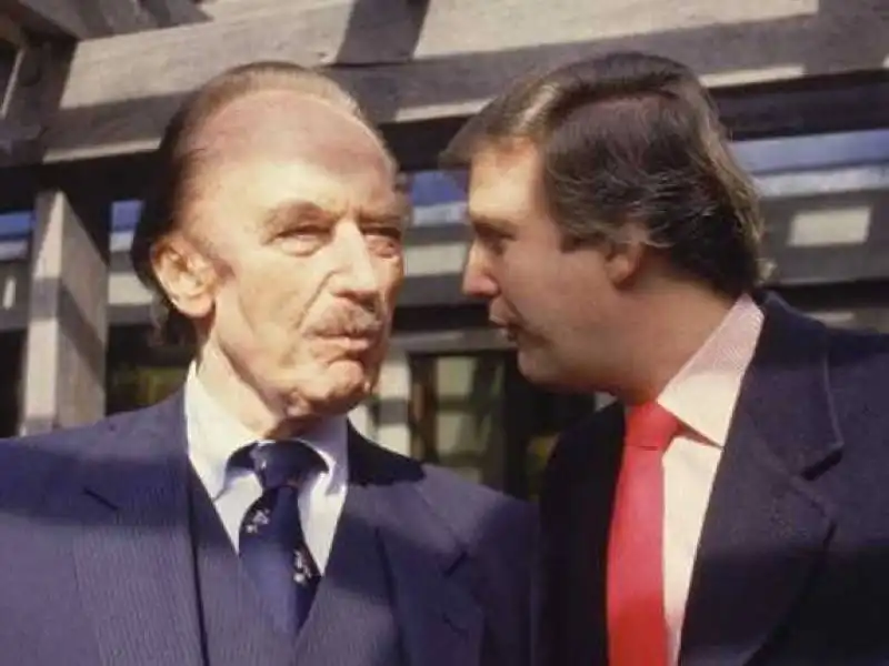 DONALD TRUMP  CON IL PADRE TYCOON