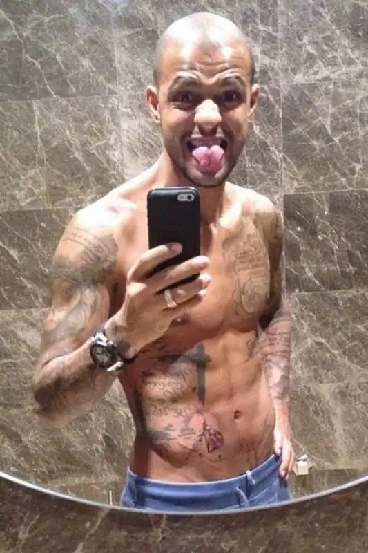 felipe melo 5