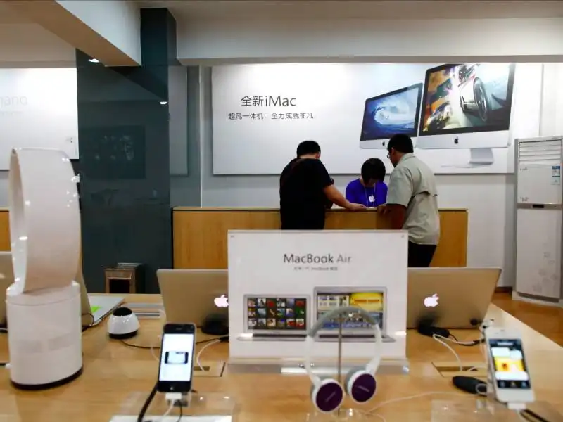 finto apple store di kunming 4