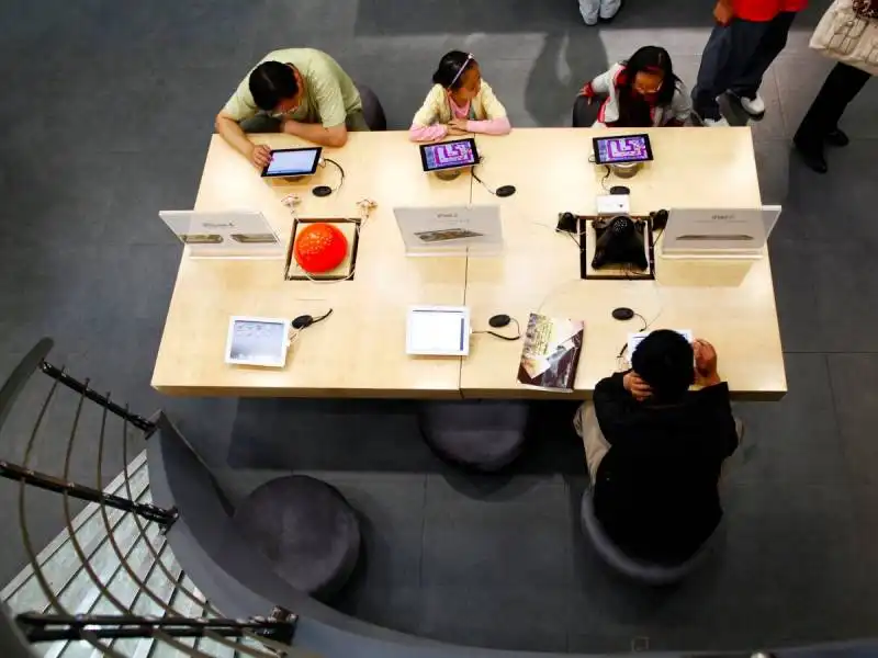 finto apple store di kunming 6