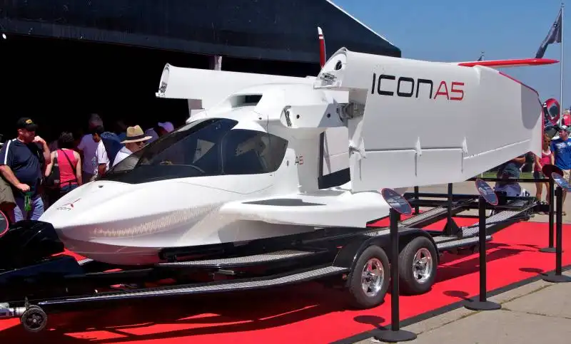 icon a5 con ali piegate