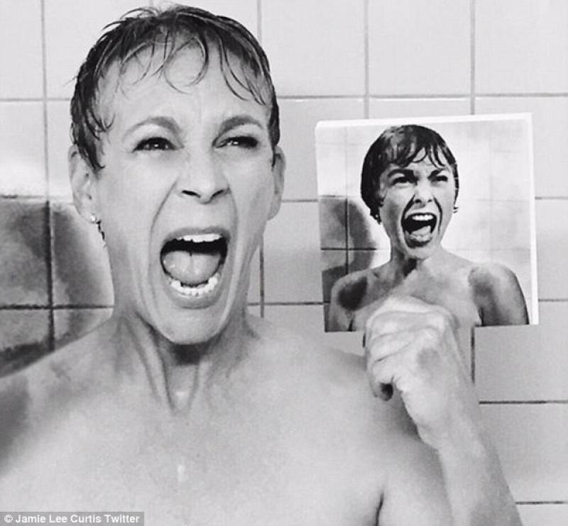 jamie lee curtis nei panni di sua madre in psycho