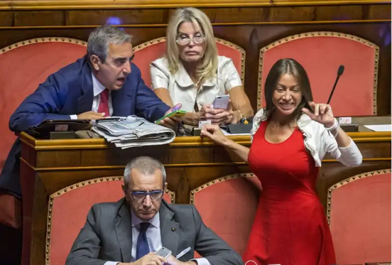 LA SENATRICE DI FORZA ITALIA MARIA RIZZOTTI CON GASPARRI E LA ROSSI