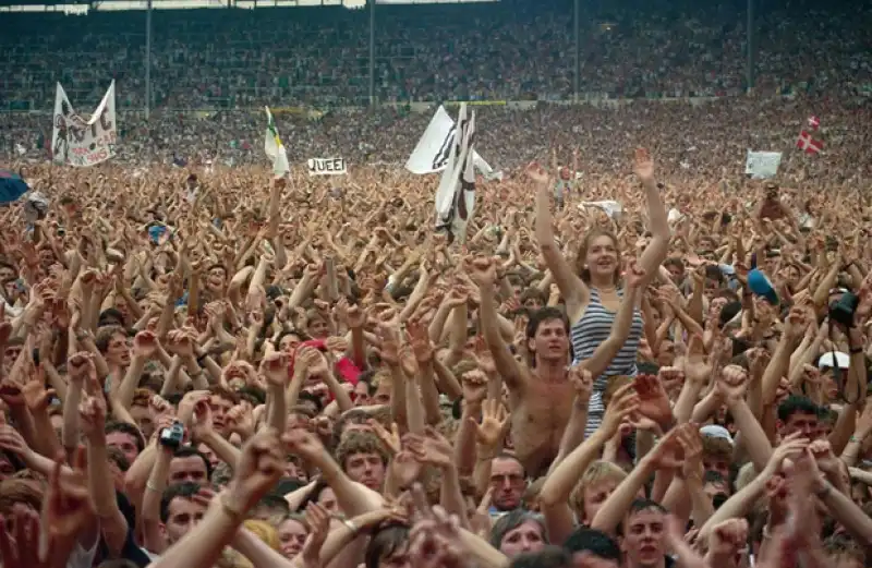 LIVE AID 