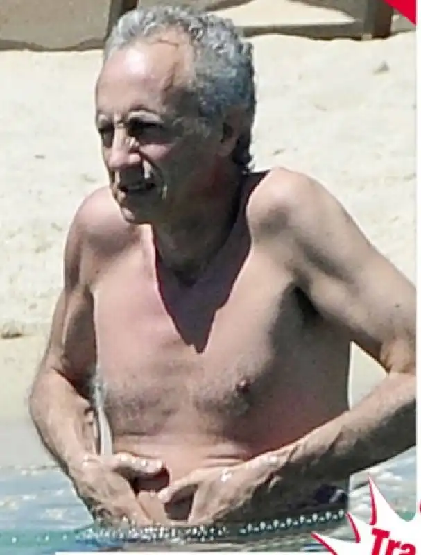 MARCO TRAVAGLIO AL MARE