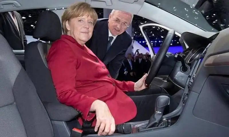 MERKEL E WINTERKOM 02