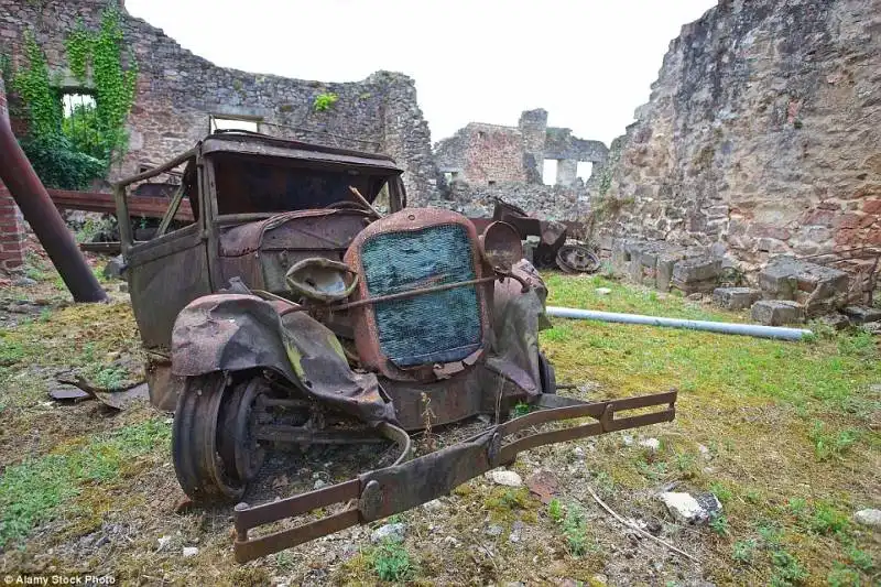 oradour sur glane   francia