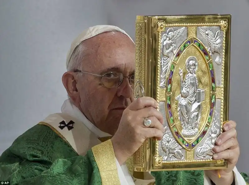 PAPA FRANCESCO BERGOGLIO MESSA A PHILADELPHIA