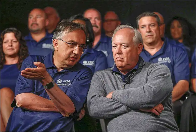 SERGIO MARCHIONNE E DENNIS WILLIAMS