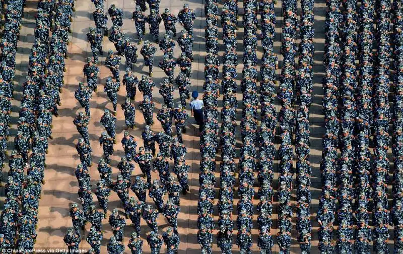 studenti cinesi in addestramento militare  5