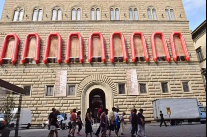 AI WEIWEI PALAZZO STROZZI