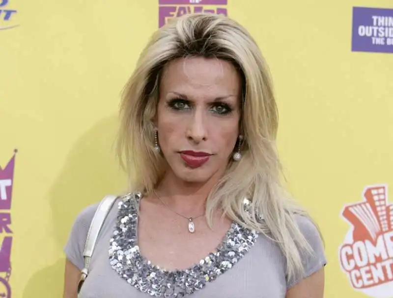 ALEXIS ARQUETTE 4