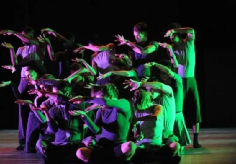 BATSHEVA DANCE COMPANY 2