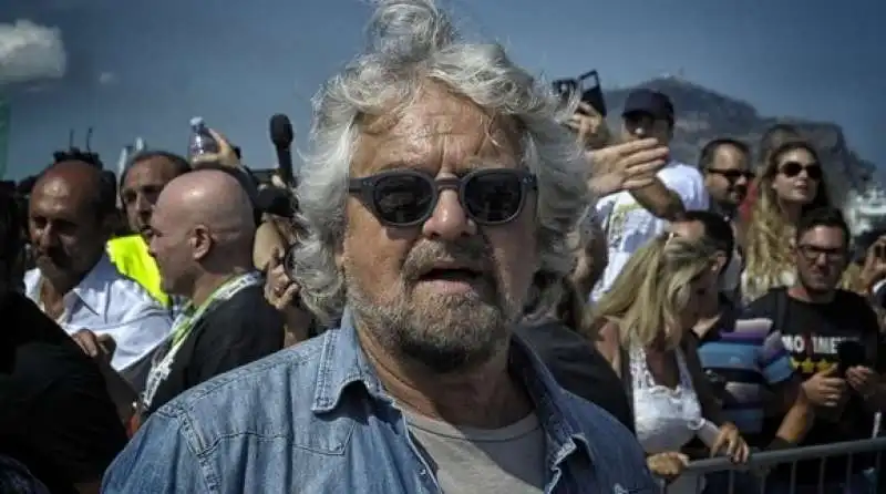 beppe grillo palermo  2