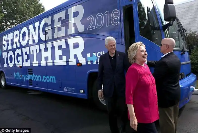 bill raramente accompagna hillary 