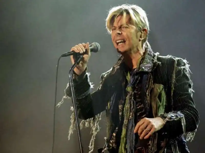 BOWIE