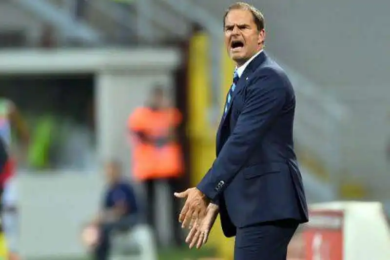 DE BOER DURANTE INTER JUVENTUS 2