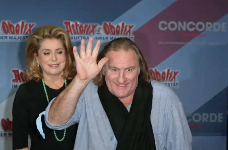 GERARD DEPARDIEU CATHERINE DENEUVE