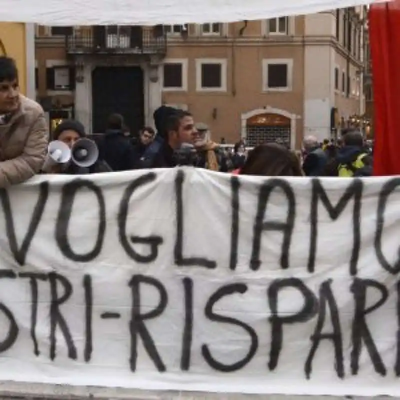 RISPARMIATORI PROTESTE