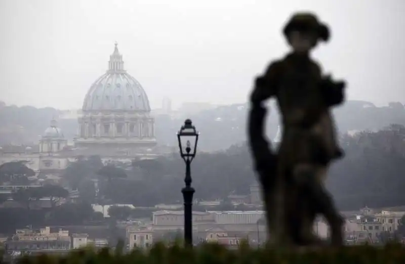 SPY STORY VATICANO 1