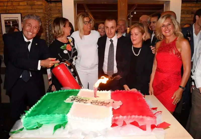 andrea meschini festeggia il suo compleanno (1)