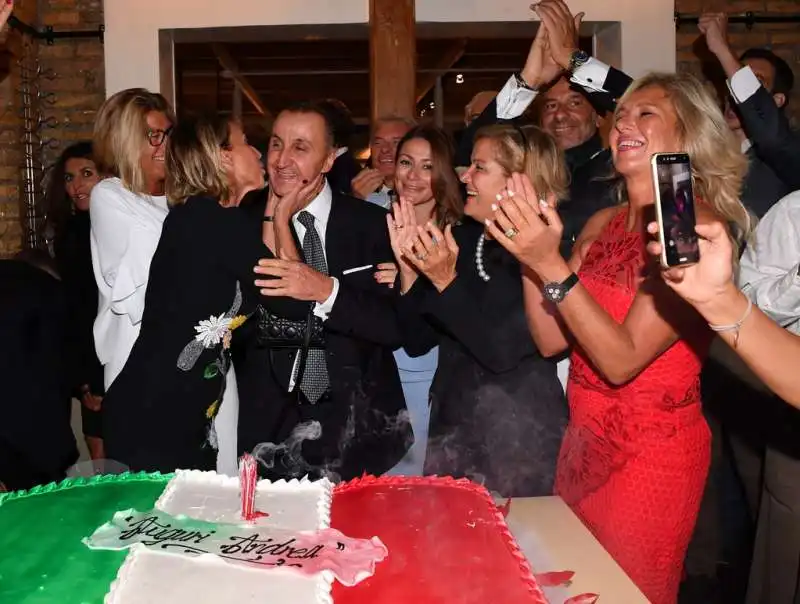 andrea meschini festeggia il suo compleanno (3)