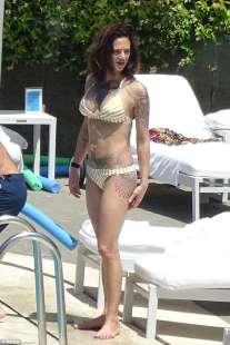 asia argento in piscin