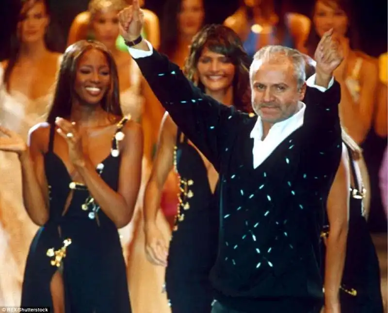 gianni versace con naomi campbell e helena christensen