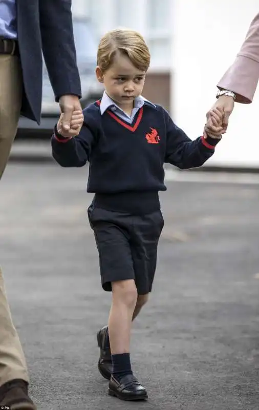 il principino  george primo giorno di scuola