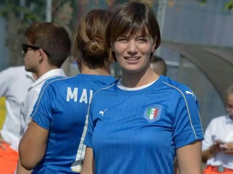 lara comi squadra parlamentari calcio