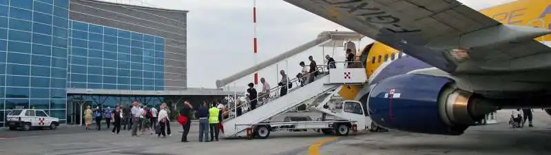 levaldigi aeroporto cuneo 