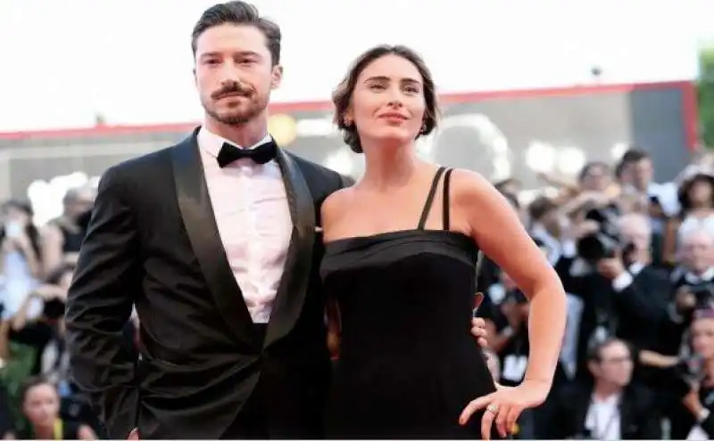 maria elena boschi a venezia  7