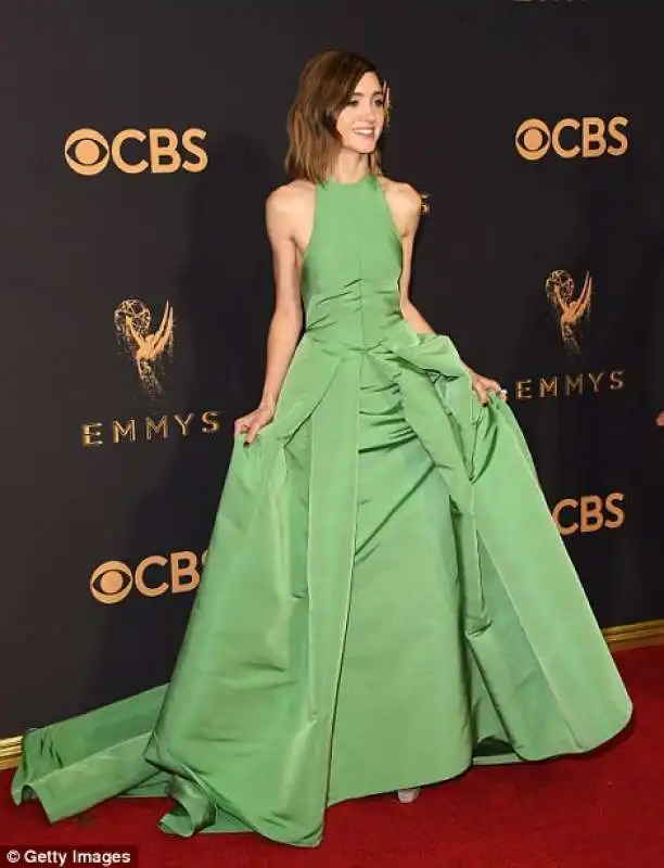  natalia dyer gli emmy