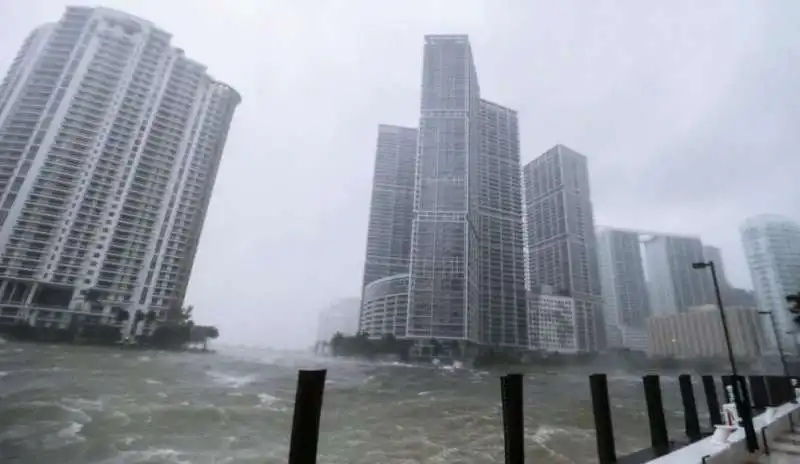 URAGANO IRMA MIAMI