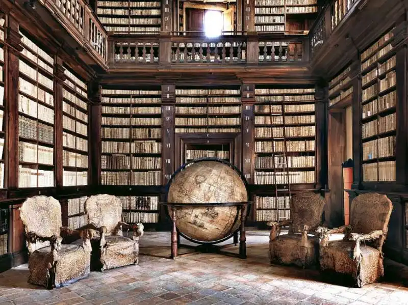 biblioteca comunale di fermo 1