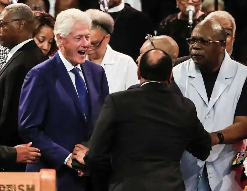 bill clinton funerali ariana grande