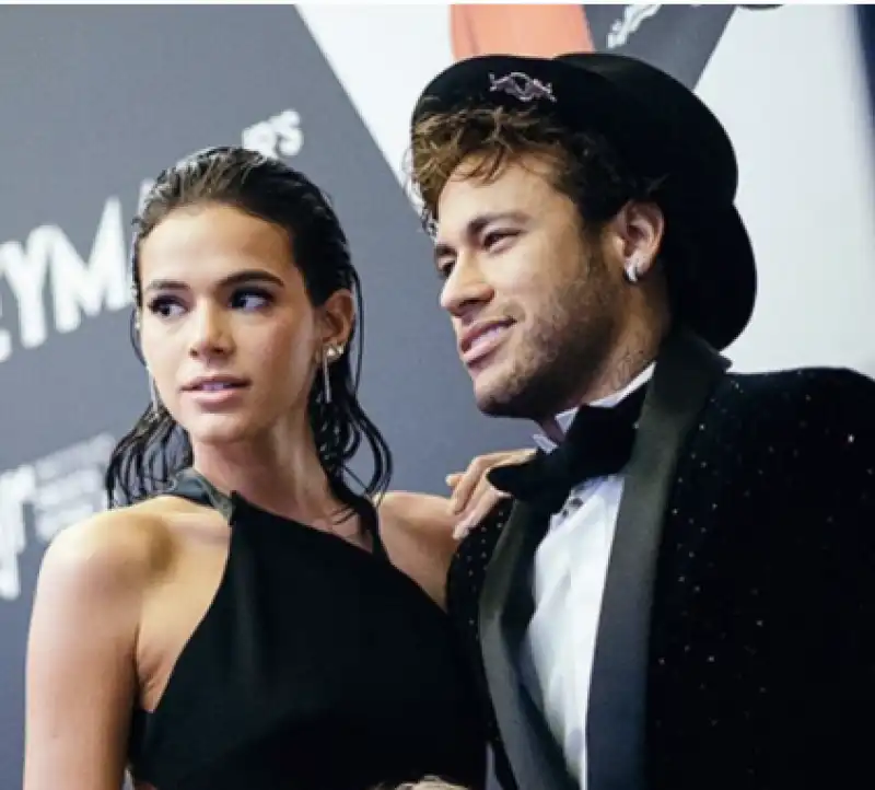 Bruna Marquezine neymar