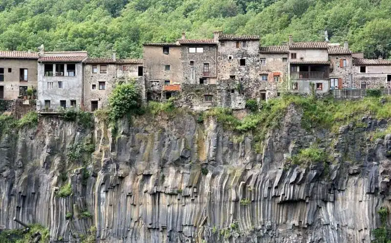 castellfollit de la roca, spagna